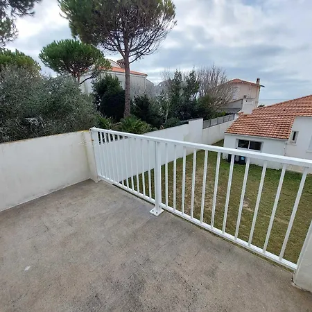 Maison Authentique 6 Pers, Du Pigeonnier, - Fr-1-550-87 * Royan